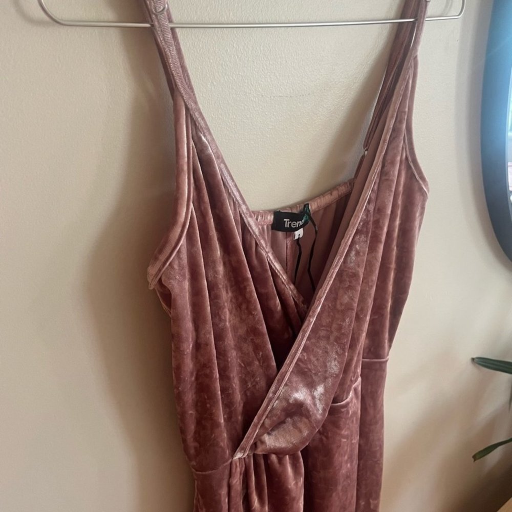 Pink  Velvet Midi Dress - Picture 6 of 11